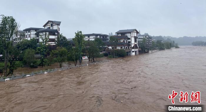 四川暴雨、山洪、地質(zhì)災(zāi)害氣象風(fēng)險(xiǎn)預(yù)警齊發(fā)